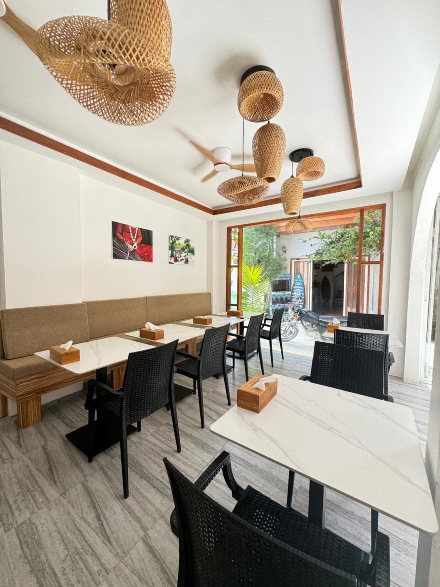 Pearlshine Retreat Maldives Ξενοδοχείο Gulhi Εξωτερικό φωτογραφία